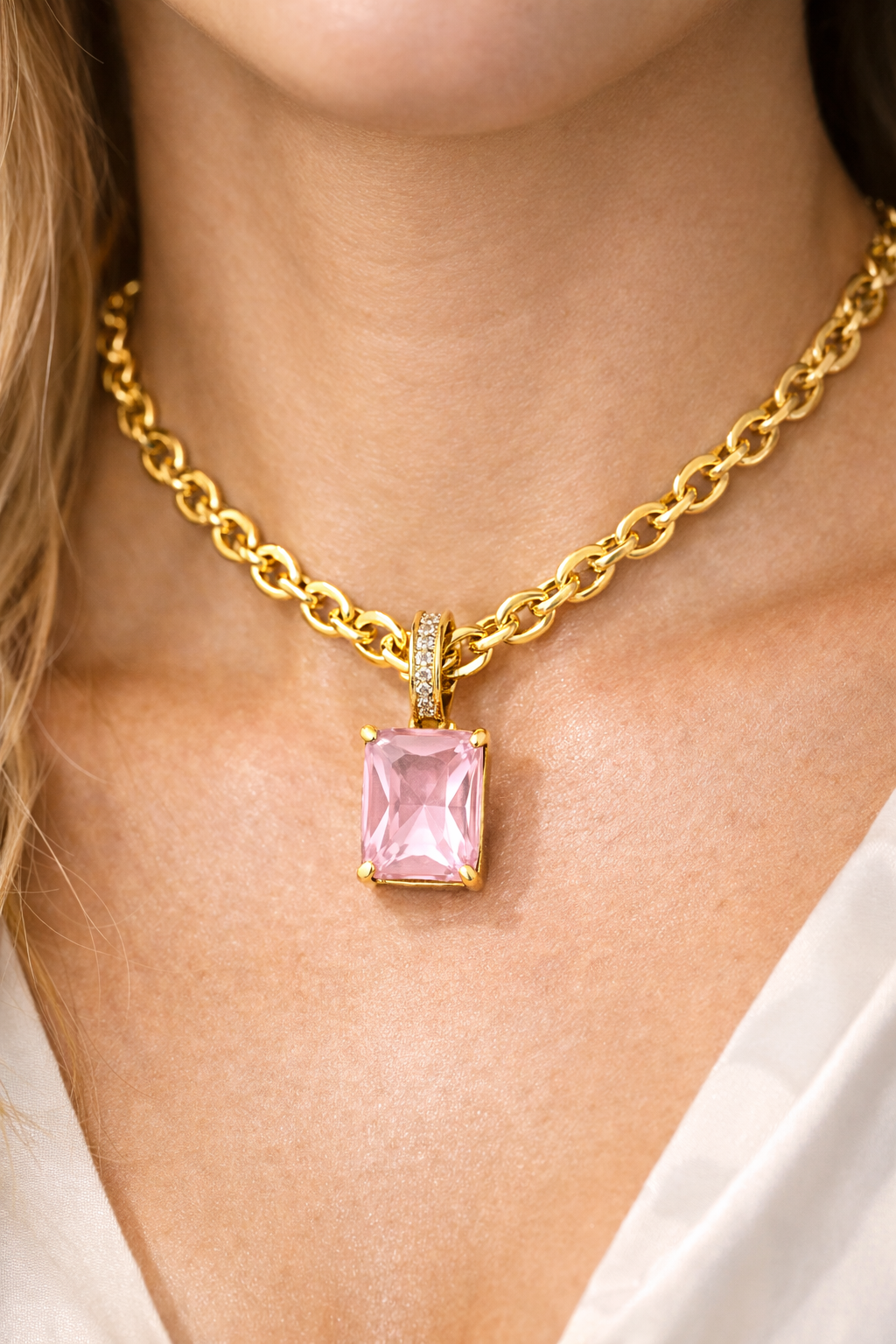 ELEGANT GOLD CZ NECKLACE